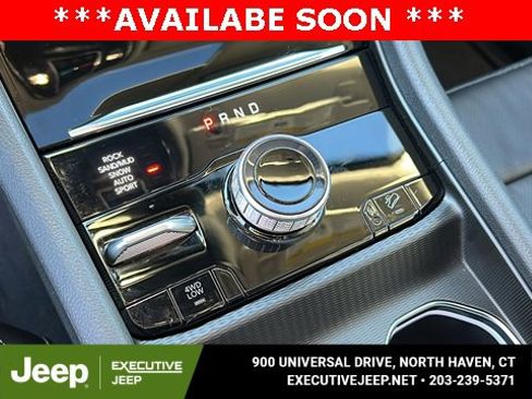 Used 2023 Jeep Grand Cherokee 4WD 4xe w/ Luxury Tech Group II image 18
