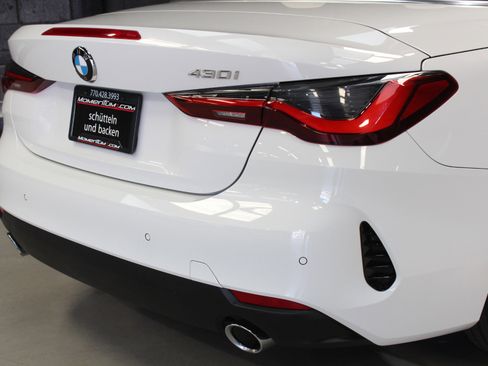 Used 2023 BMW 430i Convertible w/ Premium Package RWD image 20