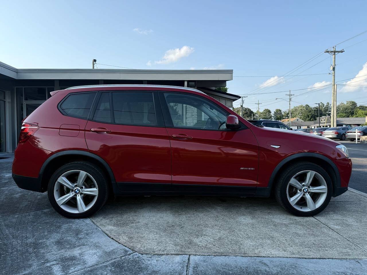 Used 2017 BMW X3 sDrive28i RWD image 8
