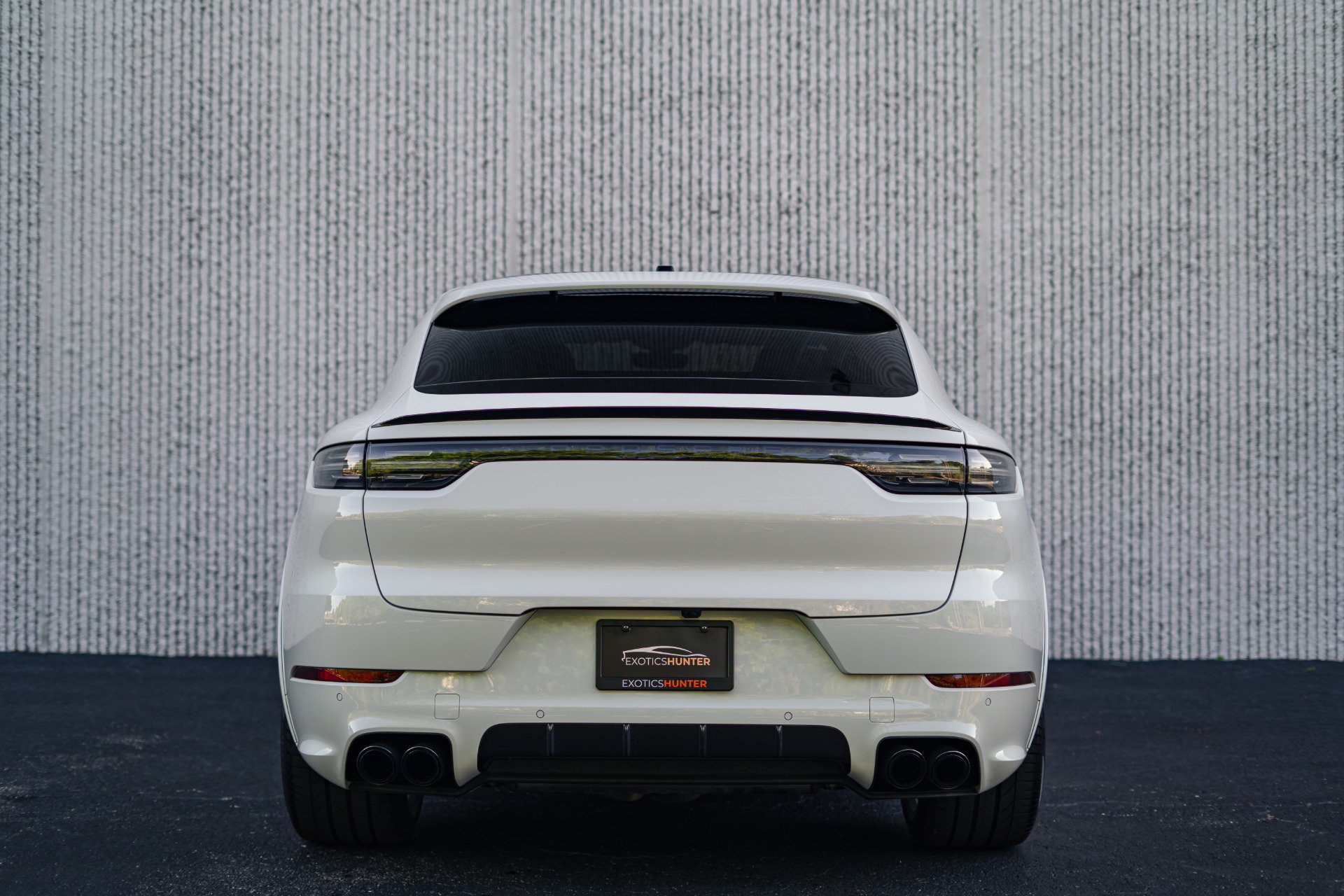 Used 2020 Porsche Cayenne Turbo AWD/4WD image 27