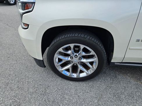 Used 2015 Chevrolet Suburban LTZ AWD/4WD image 10