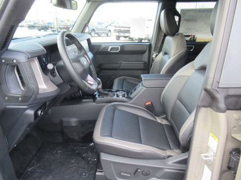 New 2025 Ford Bronco Outer Banks image 10