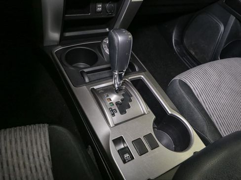 Used 2016 Toyota 4Runner SR5 image 29