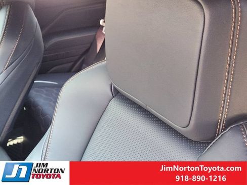 Used 2026 Toyota 4Runner Platinum AWD/4WD image 16