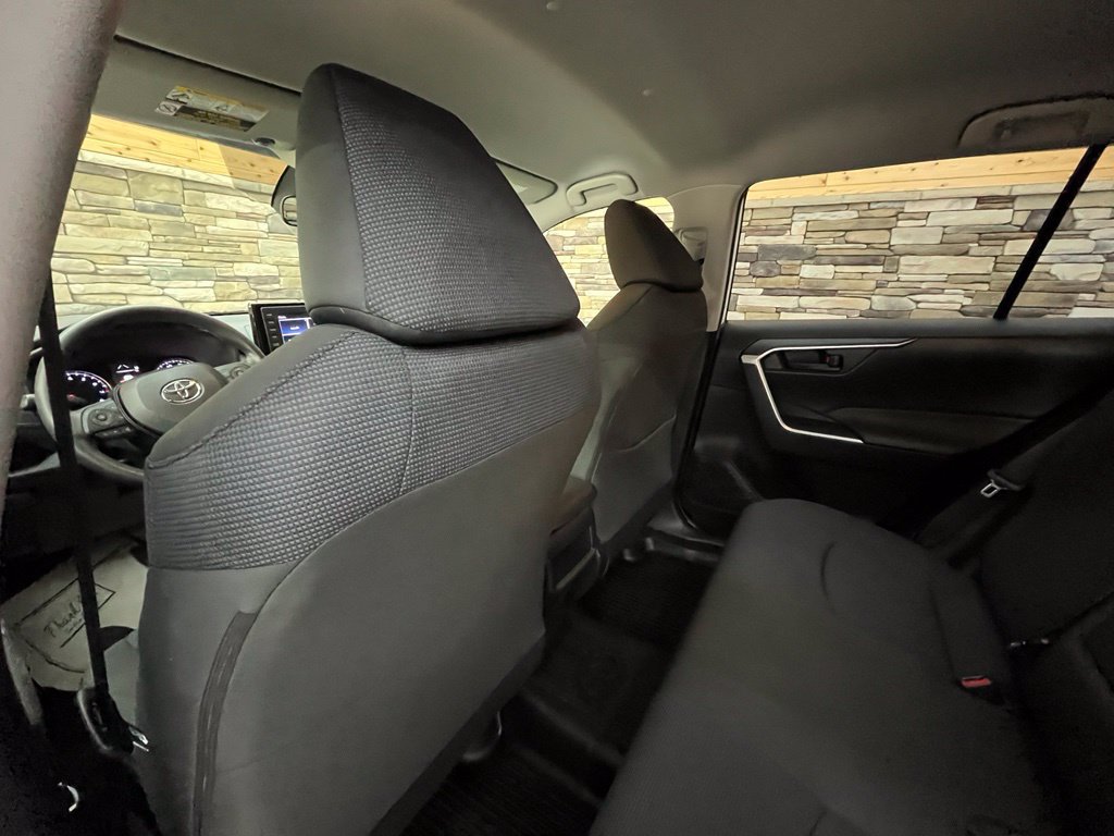 Used 2019 Toyota RAV4 LE w/ All Weather Liner Package AWD/4WD image 40