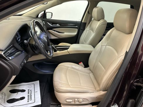 Used 2018 Buick Enclave Premium w/ Experience Buick Package image 11