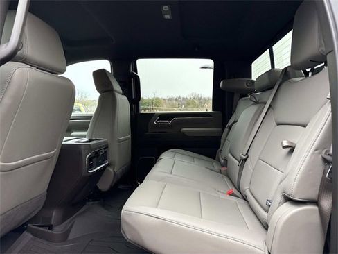 Certified 2024 GMC Sierra 2500 SLT w/ SLT Premium Package image 10