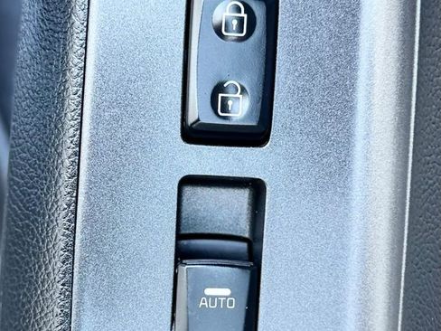 Used 2014 Kia Forte EX FWD image 35
