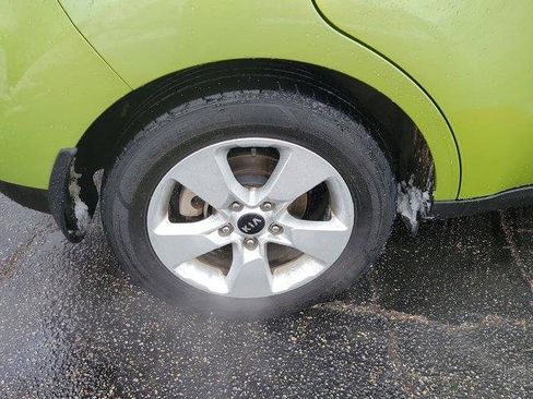 Used 2017 Kia Soul image 5