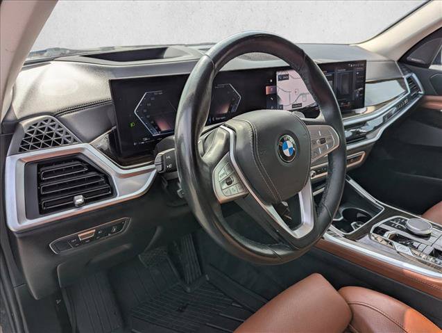 Used 2023 BMW X7 xDrive40i AWD/4WD image 12
