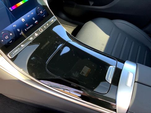 Certified 2025 Mercedes-Benz GLC 300 4MATIC image 7