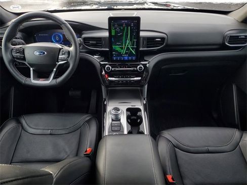 Certified 2023 Ford Explorer ST w/ Equipment Group 401A image 31