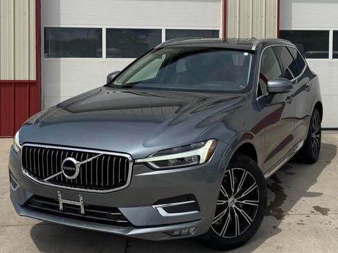 Used 2020 Volvo XC60 T6 Inscription image 3