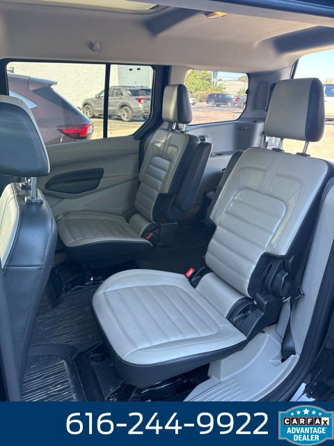 Used 2019 Ford Transit Connect Titanium w/ Titanium Premium Package FWD image 9