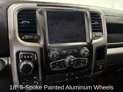 Used 2021 RAM 1500 Express w/ Wheel & Sound Group AWD/4WD image 18