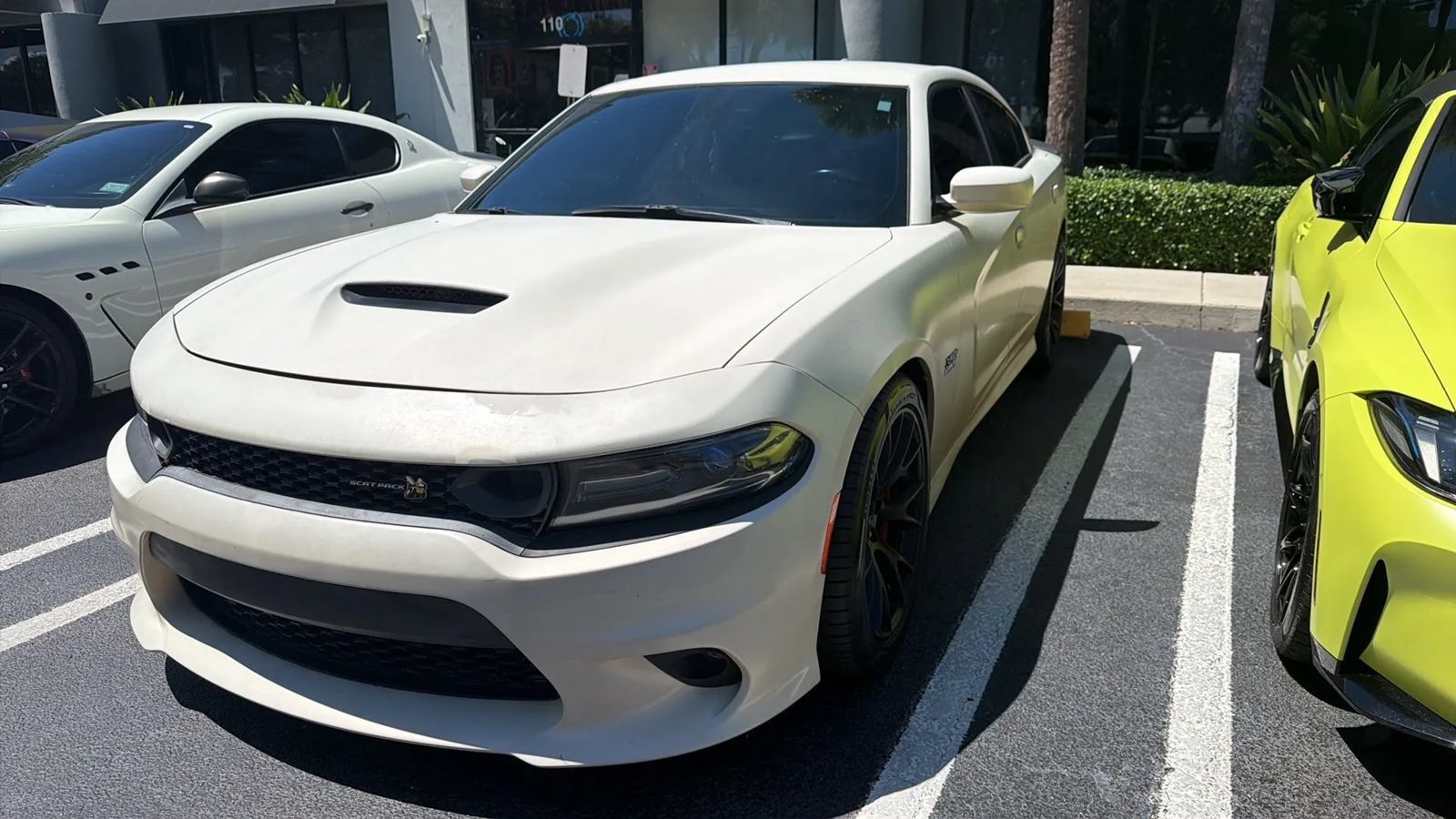 Used 2019 Dodge Charger Scat Pack w/ Dynamics Package RWD image 3