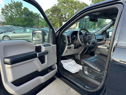 Used 2018 Ford F150 XLT RWD image 11