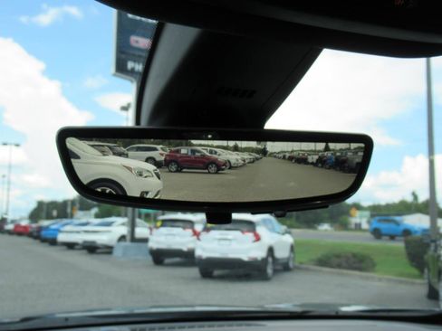 Used 2024 Buick Enclave Essence w/ Sport Touring Edition image 28