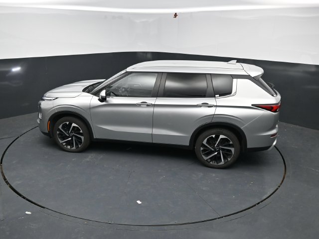 Used 2024 Mitsubishi Outlander SE AWD/4WD image 43