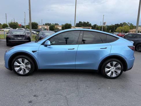 Used 2024 Tesla Model Y Long Range AWD/4WD image 8