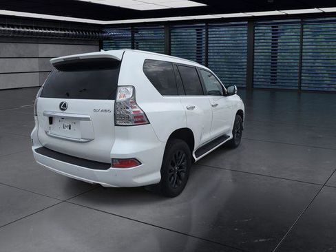Certified 2023 Lexus GX 460 Premium w/ Premium Package AWD/4WD image 8