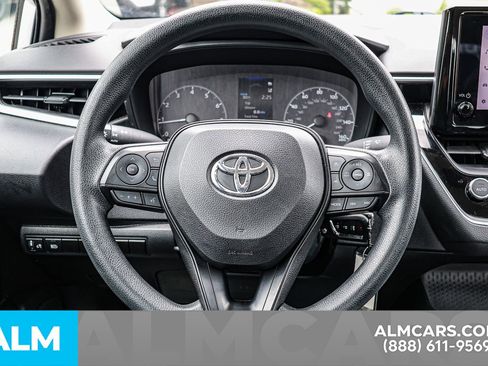 Used 2023 Toyota Corolla LE image 28