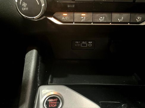 Used 2024 Nissan Altima 2.5 SV image 15