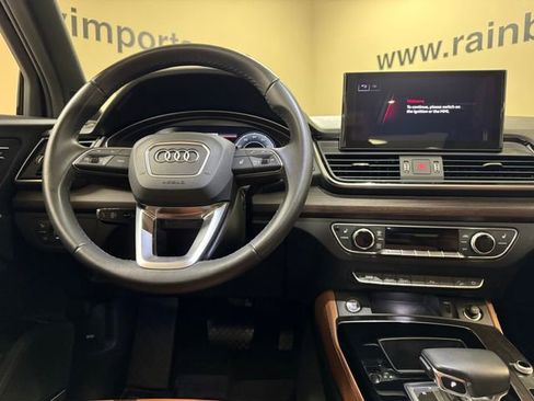 Used 2023 Audi Q5 2.0T Premium Plus w/ Premium Plus Package AWD/4WD image 9