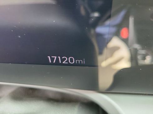 Used 2024 Buick Encore GX Sport Touring w/ Advanced Technology Package FWD image 23