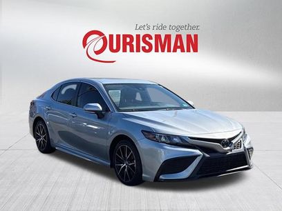 Used 2023 Toyota Camry SE