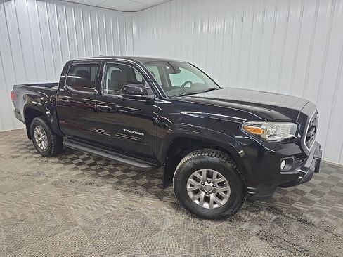 Used 2018 Toyota Tacoma SR5 image 7