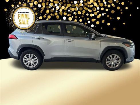 Certified 2023 Toyota Corolla Cross L image 6