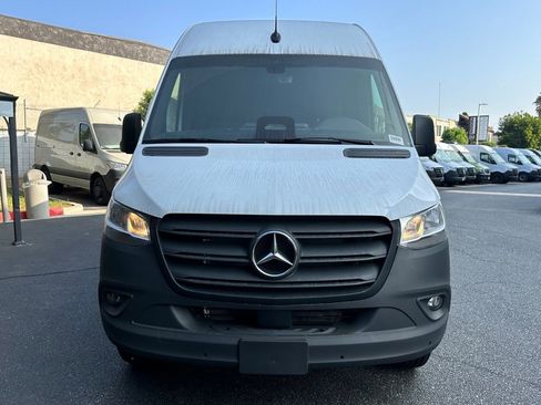 New 2025 Mercedes-Benz Sprinter 2500 image 6