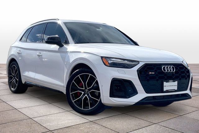Used 2024 Audi SQ5 Prestige w/ Prestige Package AWD/4WD image 2