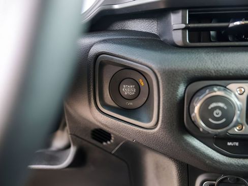 Used 2025 Jeep Wrangler Unlimited Sport S 4xe AWD/4WD image 18