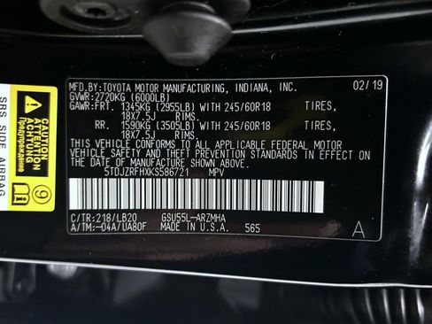 Used 2019 Toyota Highlander XLE image 25