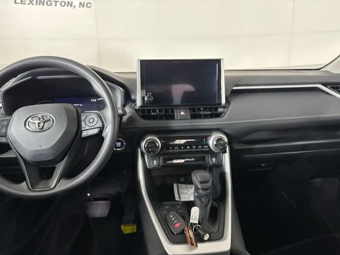 Used 2023 Toyota RAV4 XLE w/ Convenience Package FWD image 26