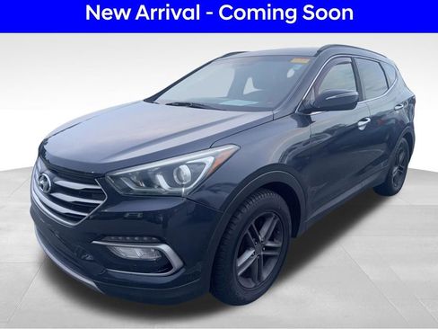 Used 2017 Hyundai Santa Fe Sport FWD image 1