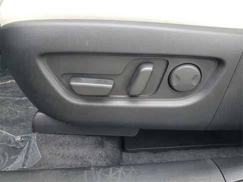 Certified 2024 MAZDA CX-90 Plug-In Hybrid w/ Premium Plus image 21