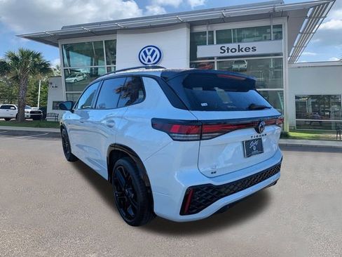 New 2026 Volkswagen Tiguan SE R-Line image 6