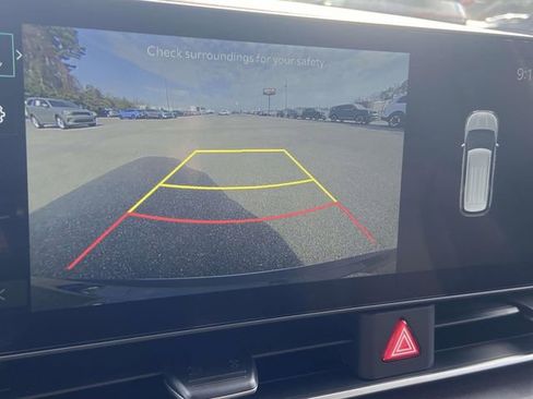 New 2026 Kia Carnival EX FWD image 18