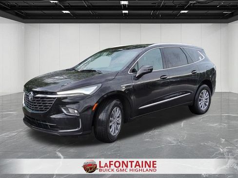 Certified 2024 Buick Enclave Essence AWD/4WD image 1