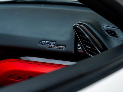 Used 2017 Ferrari 488 Spider RWD image 39