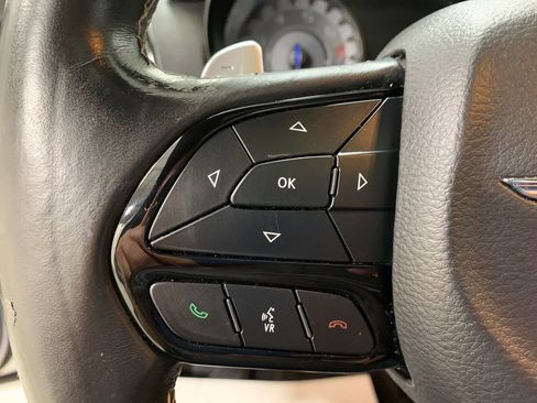 Used 2018 Chrysler 300 S w/ 300S Premium Group image 13