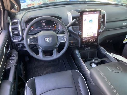 New 2025 RAM 2500 Laramie image 22