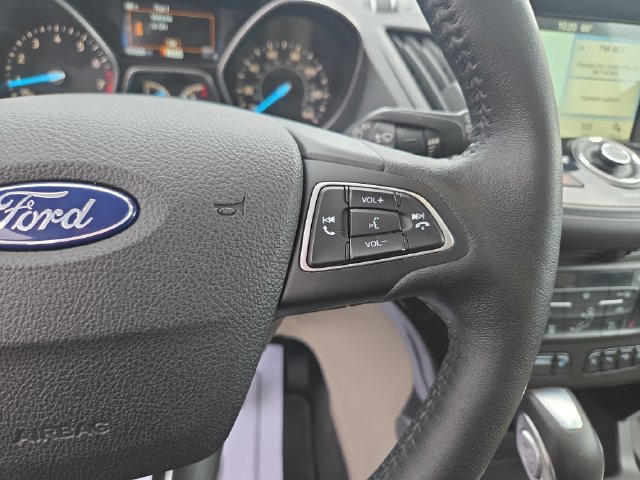 Used 2018 Ford Escape Titanium AWD/4WD image 34