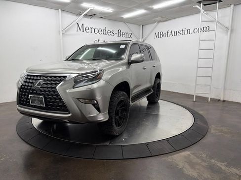 Used 2022 Lexus GX 460 Premium AWD/4WD image 3
