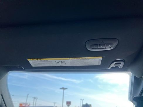 Used 2025 RAM 2500 Laramie image 21