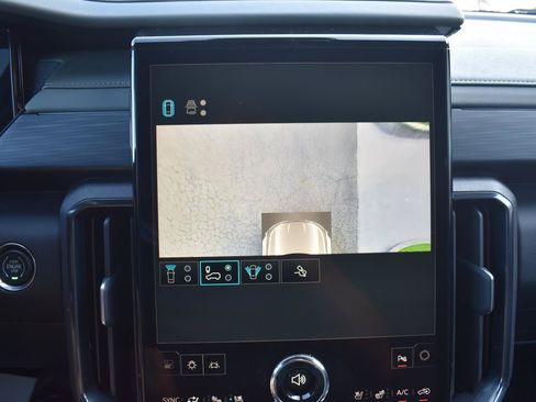 Used 2026 GMC Acadia AT4 w/ Luxury Package AWD/4WD image 44