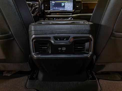 Used 2025 Chevrolet Silverado 3500 High Country w/ High Country Premium Package AWD/4WD image 27
